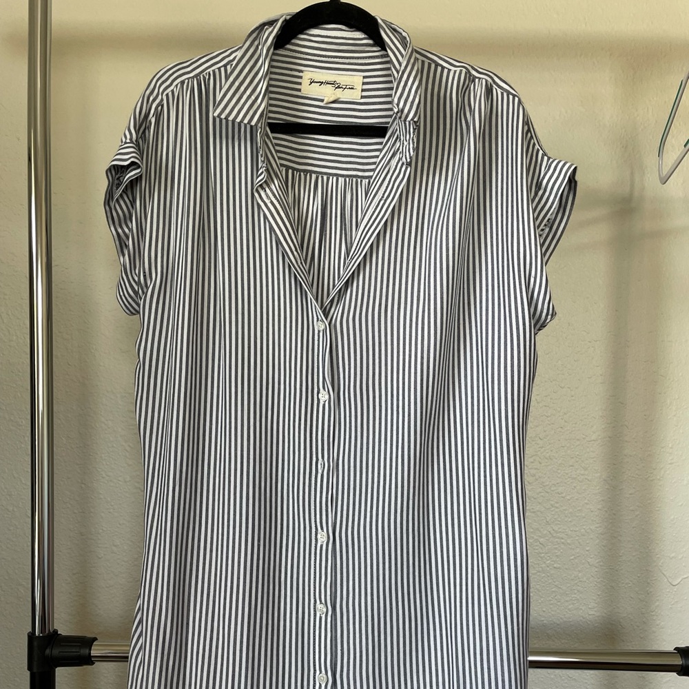 Long gray and white striped blouse